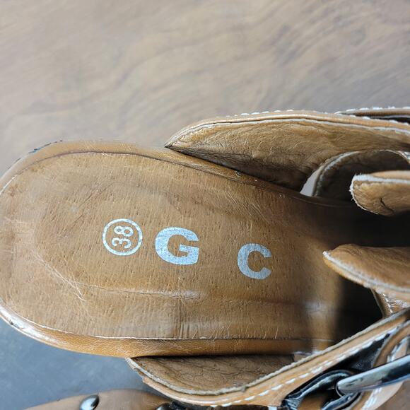 GC Womens Veronica Sandals 38 Brown Leather Peep Toe Buckle Wooden Chunky Wedge - Picture 11 of 13